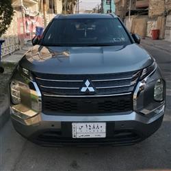 میتسوبیشی ئاوتلاندەر